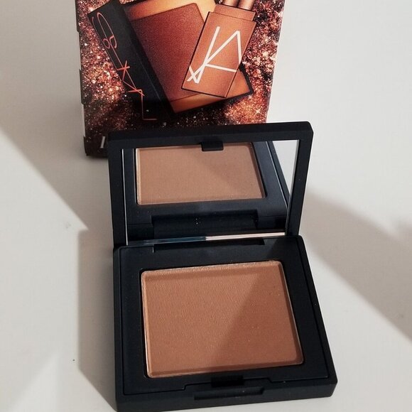 NARS Laguna Bronzer and Lip Balm Set - Picture 4 of 7